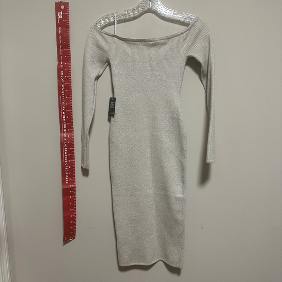 Express midi dress - Picture 2 of 3